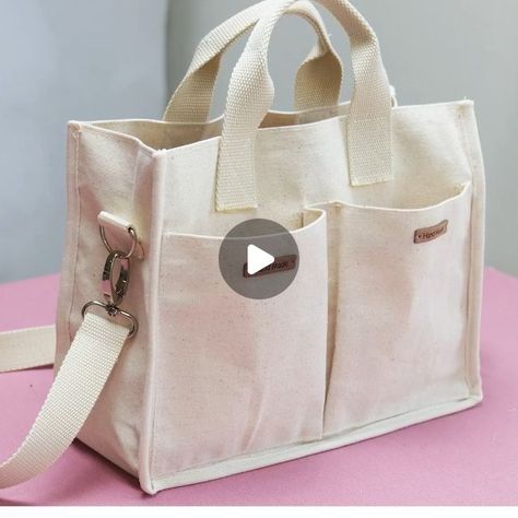 How To Make Tote Bags Diy, How To Make Tote Bags, How To Sew A Tote Bag, How To Make A Tote Bag, Diy Tote Bag Pattern, Diy Canvas Tote Bag, Sewing Tote Bags, Tote Bags Diy, Bag Diy Sewing