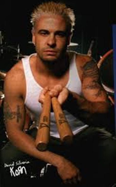 David Silveria ~ Born David Randall Silveria September 21, 1972 (age 43) in San Leandro, California, US. American drummer, best known as the drummer for the band Korn from 1993 until leaving the band in 2006. He then became the drummer for INFINIKA, which was formed in 2012, but disbanded in 2015. Korn Drummer, David Silveria, Korn Concert, Brian Head, White Zombie, Jonathan Davis, Inappropriate Thoughts, Follow The Leader, Iggy Pop