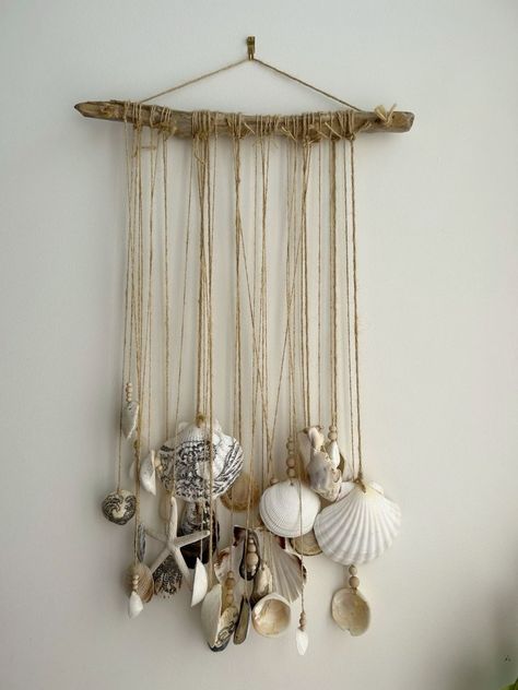 Driftwood Projects, Carillons Diy, Seashell Art Diy, Sea Shells Diy, Driftwood Art Diy, Shells Diy, Seashell Projects, Hemma Diy, Diy Wind Chimes