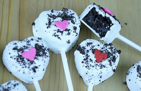 Cream Cheese Oreo, Heart Sprinkles, Cake Pop Sticks, Crushed Oreos, Melting White Chocolate, Oreo Truffles, Oreo Pops, Valentine Treats, Cookies And Cream