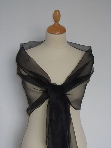 Cover Up For Dress Formal, Dress Cover Up Formal, Dress Coverup Ideas, Black Dress Coverups, Tulle Shawl, Black Tie Wedding Guest Dress, Shawl Outfit, Wedding Shawls, Prom Dress Inspo