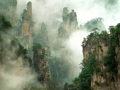 25 Beautiful Pictures of Nature - Condé Nast Traveler Asian Landscape, Zhangjiajie, River Photography, Beautiful Photos Of Nature, Cool Landscapes, Nature Landscape, Fantasy Landscape, National Forest, Art Plastique