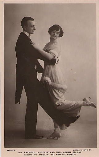 1920s Dance, Tango Dancers, Patron Vintage, Dancing Drawings, Social Dance, Vintage Dance, Vintage Couples, Argentine Tango, Dance Movement