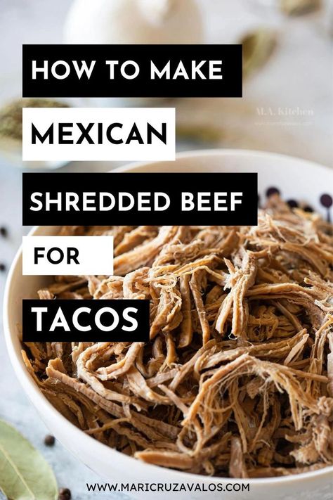 Carne deshebrada, aka Mexican shredded beef, in a bowl. Text overlay. Sopes Recipe, Shredded Beef Recipes, Shredded Beef Tacos, Mexican Shredded Beef, Tacos Burritos, Beef Meat, Mexican Cooking, Shredded Beef, Mexican Food Recipes Easy