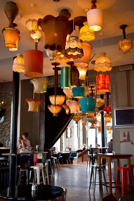 Upside down hanging lamps at Mac's Northern Steamship Brewbar Luminaria Diy, Diy Lampe, Deco Luminaire, Deco Originale, Hanging Lamps, Vintage Lamp, Diy Hanging, The Ceiling, Cafe Interior