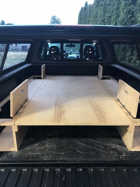 Truck Bed Sleeping Platform, Truck Bed Sleeping, Truck Topper Camping, Truck Bed Trailer, Truck Bed Drawers, Pickup Camping, Diy Truck Bedding, Truck Bed Organization, Truck Organization