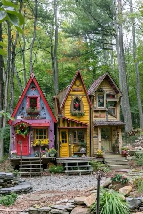 Tiny House Towns, Tiny House Village, Fairytale House, Colorful Houses, Best Tiny House, Fantasy Homes, Fantasy House, Tiny House Cabin, Unique Houses