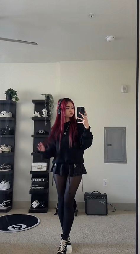 All Black Woman Outfits, Outfit Ideas Platform Boots, Alternative Outfits Skirts, Winter Bartender Outfits, How To Wear Short Skirts, Comfy Alt Outfits Winter, Emo Date Night Outfit, Cute Fall Outfits Alt, Black Pantie Hose Outfit