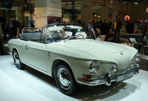 Aircooled Porsche&VW | Karmann Ghia Type 34 Cabriolet 1961 Vw Racing, Hot Vw, Vw Karmann Ghia, Volkswagen Karmann Ghia, Concept Vehicles, Vw Group, Karmann Ghia, Truck Wheels, Dream Garage