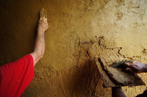 Clay Plaster: Why Is It So Special? | Properties of Clay | The Year of Mud Natural Building, Mud Plaster, Plaster Material, Plaster Finish, Natural Building Materials, Clay Plaster, Mechanical Ventilation, Light Clay, Clay Wall