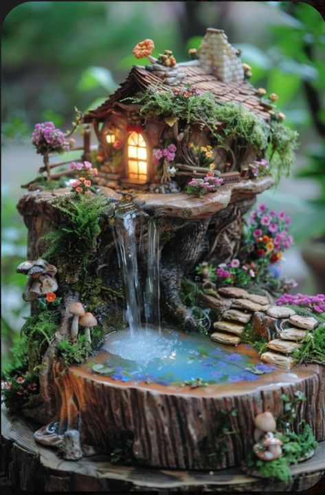 Fairy Garden Fountain, Garden Corner Ideas, Small Flowering Plants, Fairy Garden Ideas, Fairy Tree Houses, Fairy House Crafts, Corner Ideas, Garden Corner, Fairy Village