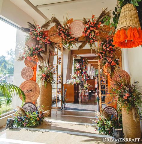 DreamzKrraft on Instagram: “A unique blend of vibrant pops of colours, dainty floral, exotic wild decor elements with modern print props induced an ultimate joyful…” Jute Tree, Tree Hangings, Burnt Orange Decor, Ceremony Decorations Outdoor, Mehendi Decor Ideas, Mehendi Decor, Gate Decoration, Pastel Theme, Wedding Planning Decor