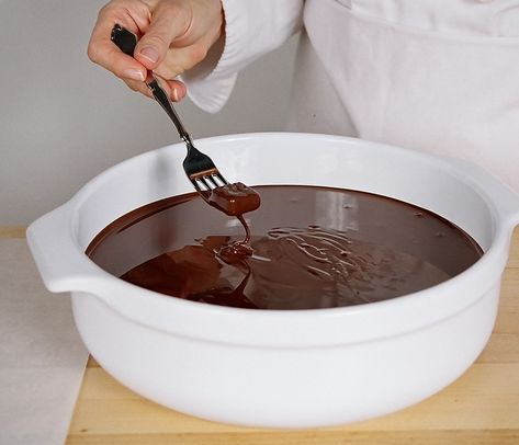 Chocolate Dipping Tips, Chocolate Dip For Cookies, How To Dip Cookies In Melted Chocolate, Dipping Chocolate Recipe That Hardens, Dipping Chocolate That Hardens, Chocolate Candy Coating Recipe, Dipping Chocolate Recipe, Chocolate Coating Recipe, Melt Chocolate For Dipping