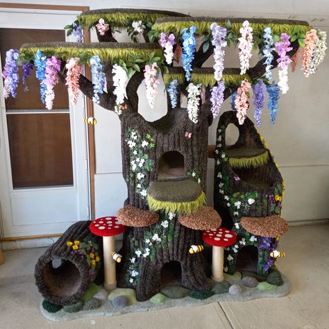 Custom Cat Trees, Cat Room Decor, Diy Moss, Cat Castle, Cat Patio, Cat Tree House, Diy Cat Tree, Cat House Diy, Goth Home