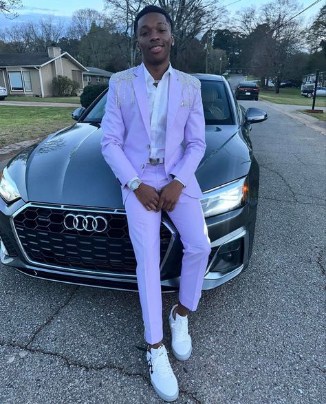 Purple And Silver Prom Suit, Purple Suits For Men Prom, Prom Suit Ideas For Men, Light Purple Prom Suit, Purple Formal Outfit For Men, Tuxedo Prom Men, Purple Suit Prom, Purple Prom Suits For Men, Lavender Prom Suit