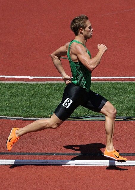 Goal Man Running Reference, Nick Symmonds, Running Reference, Running Stride, Running Pose, Swimming Pictures, Running Day, Male Pose Reference, 800m