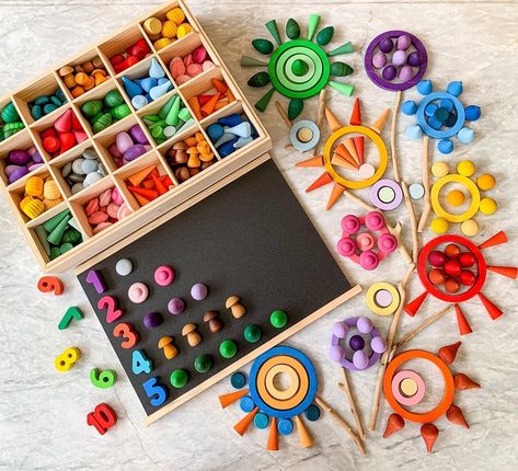 This award-winning Nesk Kids Wooden storage box comes with 20 deep storage compartments and a removable transparent lid. Open Ended Maths Activities, Open Ended Play Preschool, Grapat Mandala, Loose Part, Loose Parts Play, Spatial Awareness, Toddler Education, Open Ended Toys, Open Ended Play