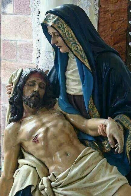 La piedad                                                                                                                                                                                 Más Lady Of Sorrows, Jesus And Mary, Blessed Mary, Images Of Mary, Religious Pictures, Mama Mary, Queen Of Heaven, Catholic Images, Our Lady Of Sorrows