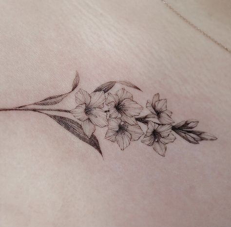 Hawthorne Flower Drawing, Gladiolus Tattoo Design, Hawthorn Flower Tattoo, Gladiolus Flower Drawing, Gladioli Tattoo, Gladiolas Tattoo, Tat Drawings, Hawthorn Tattoo, Gladiolus Flower Tattoo