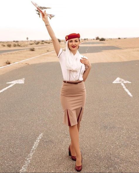 Emirates Cabin Crew Uniform, Cabin Crew Interview Outfit, Flight Attendant Emirates, Flight Attendant Uniform Fashion, Emirates Flight Attendant, Air Hostess Dress, Airplane Travel Tips, Southwest Airlines Flight Attendant, Plane Hacks