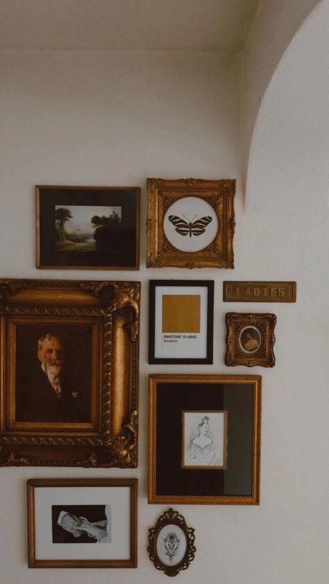 Feature Wall Ideas Photos, Gold Framed Art In Bathroom, Vintage Photos Gallery Wall, Black And White Photo Gold Frame, Gallery Wall Antique Paintings, Black And Gold Frames On Wall, Gold Frame Gallery Wall Vintage, Gold Wall Gallery, Art Gallery Inspired Home