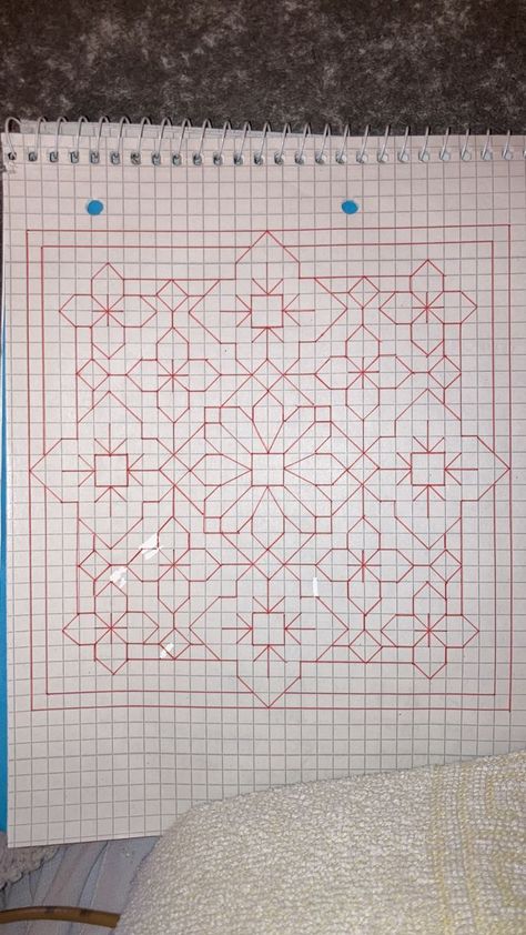 Grid Paper Doodles, Dotted Paper Drawing Ideas, Graph Paper Designs Drawing, Graph Paper Patterns, Graph Paper Art Pattern, Blackwork Embroidery Patterns, Blackwork Cross Stitch, Armband Tattoos, Graph Paper Designs