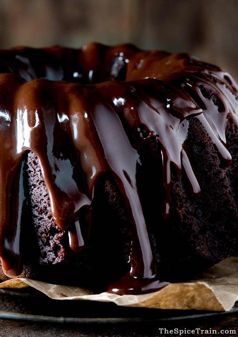 Bourbon Bundt Cake, Dark Chocolate Bundt Cake, Chocolate Bourbon Cake, Bourbon Cake, Bourbon Recipes, Whiskey Cake, Chocolate Bundt, Chocolate Bourbon, Boozy Desserts