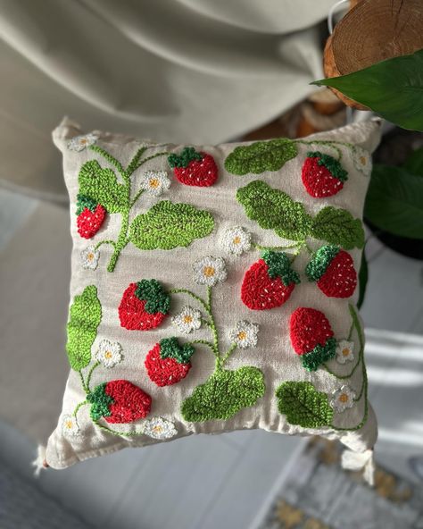 ❤️ Let your house smell of strawberries 🍓🍓🍓 #strawberry #botanicaldecor #fruitlovers #strawberrylover🍓 #cutepillow #cutedesign #sweetroom #roomorganization #etsyshop #etsysellersofinstagram #smallbusinessowner #cozyhome #roomdecor #nurserydecor #dormsweetdorm #homesweethome #farmhousedecor #cushion #pillows #decoracióndeinterioes #kissen #diycrafts #embroideryartistsoninstagram #embroidery #embroideryart #embroideredpillow Strawberry Bedroom, Strawberry Nursery, Strawberry Room, Strawberry Pillow, Seasonal Pillows, Strawberry Decorations, Summer Pillows, Punch Needle Patterns, Botanical Decor