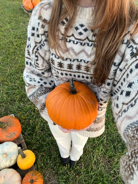 Girl at pumpkin patch holding a pumpkin Fall Aesthetic, A Pumpkin, Pumpkin Patch, Get Inspired, Pumpkins, This Year, Fall Outfits, Outfit Inspo, Autumn Outfits