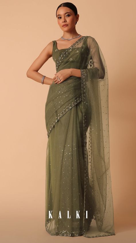 Sparkly Saree, Green Net Saree, Linen Style Fashion, Trendy Outfits Indian, Indian Sari Dress, Fashionable Saree Blouse Designs, Fancy Sarees Party Wear, Modern Saree, Traditional Indian Dress