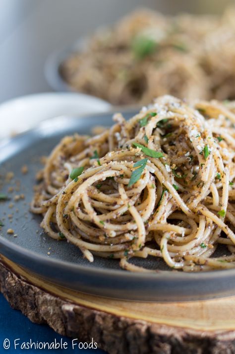 Tapenade Pasta, Olive Paste, Tapenade Recipe, Goat Cheese Pasta, Gluten Free Spaghetti, Olive Recipes, Olive Tapenade, Tapenade, Pasta Sauce