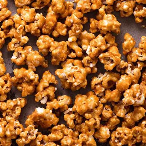 Snackbox Ideas, Recipe Tin Eats, Caramel Popcorn Recipe, Tin Eats, Popcorn Recipes Easy, Popcorn Recipes Caramel, Salted Caramel Popcorn, Popcorn Recipe, Recipetin Eats