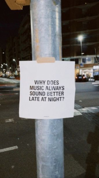 3am Vibes Playlist Cover, Nighttime Spotify Covers, Late Night Music Quotes, Thinking Playlist Cover, 3am Spotify Covers, 3am Playlist Cover, Night Spotify Cover, Listening To Music At Night Aesthetic, Music At Night Aesthetic