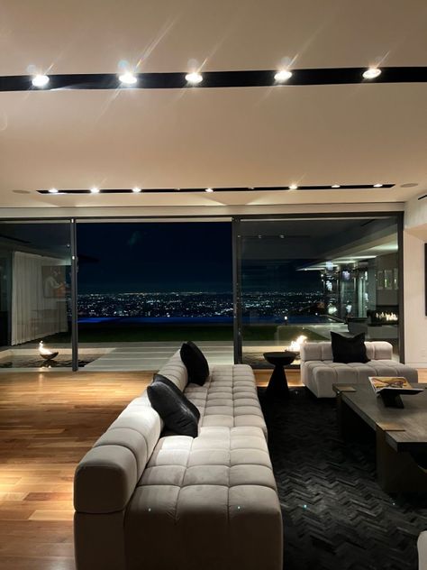 777 Luxurious Penthouse, Future Apartment Decor, Luxury Estate, Dream House Rooms, Apartment Decor Inspiration, Luxury Homes Dream Houses, Dream Apartment, Dream House Interior, Dream House Exterior