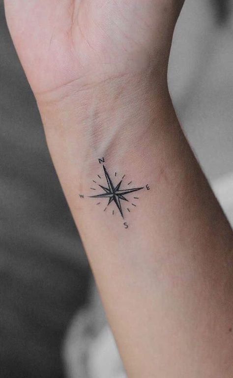 Compas Tattoo, Psychology Tattoo, Small Compass Tattoo, Simple Compass Tattoo, Compass Tattoo Men, Compass Tattoos, Wrist Tattoos Girls, Tattoo Wallpaper, Compass Rose Tattoo