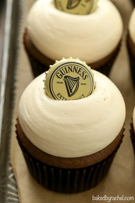 Guiness Themed Party, Baileys Irish Cream Cheese Frosting, Chocolate Guinness Cupcakes, Guinness Cupcakes Baileys Frosting, Baileys Cupcakes With Cake Mix Recipe, Guiness Cupcakes Easy, Baileys Icing Recipe, Baileys Cupcakes Recipe, Guiness Cupcakes