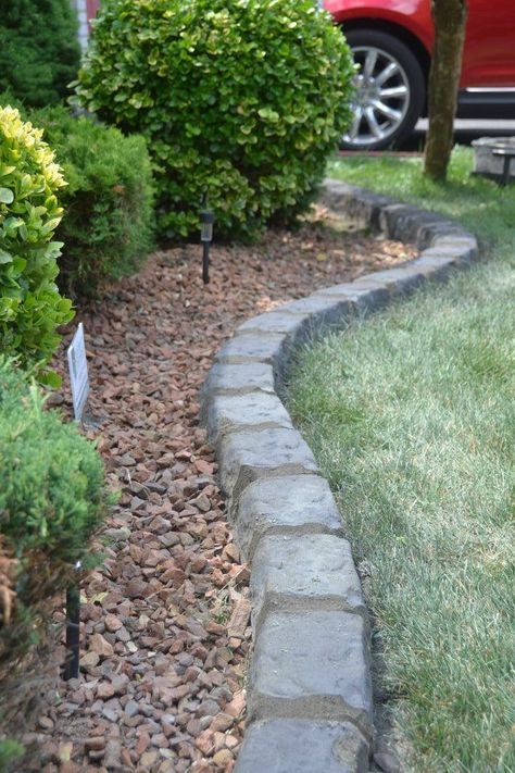 Stamped Concrete Border, Concrete Border, Designing A Garden, Garden From Scratch, Backyard Hangout, Garden Edging Ideas, Garden Border, Border Ideas, Cozy Backyard