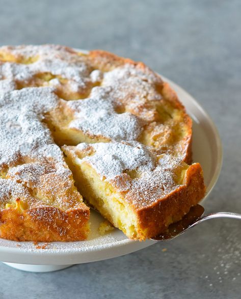 Rosh Hashanah, French Apple Cake Recipe, French Apple Cake, Once Upon A Chef, Apple Cake Recipe, Torte Cupcake, Apple Cake Recipes, Apple Desserts, Apple Cake