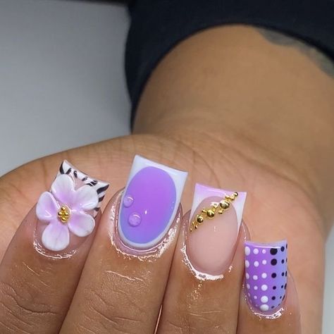 Nails by Tearia 💅🏾 on Instagram: "💜✨  #nails #cltnails #cltnailtech #cltnailtechs #charlottenails #charlottenailtech #charlotte #704nails #nailsofinstagram #nailsoftheday" Birthday Nails For Kids, Kid Nail Ideas, 3 D Nails Designs, Shorties Acrylic Nails, Short Nail Sets, Short Purple Nails, Sparkly Acrylic Nails, Shorties Nails, Colourful Acrylic Nails