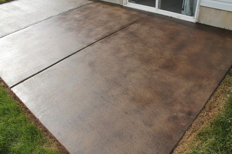 Decorating Porch, Concrete Stain Patio, Concrete Patio Makeover, Concrete Stain, Cement Patio, Concrete Patios, Outdoor Walkway, Concrete Stained Floors, Front Walkway