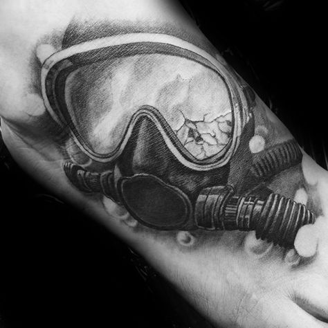 Sharp Scuba Diving Male Tattoo Ideas Deep Sea Diver Tattoo, Spearfishing Tattoo, Scuba Diver Tattoo, Male Tattoo Ideas, Sea Tattoo Sleeve, Scuba Tattoo, Diving Tattoo, Hai Tattoo, Scuba Diving Tattoo