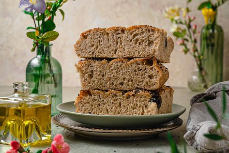 No-Knead Overnight Whole Wheat Focaccia Whole Wheat Focaccia Bread, Whole Wheat Focaccia, Food And Mood, Foccacia Bread, Focaccia Recipe, Flaky Salt, Focaccia Bread, Black Olives, No Knead