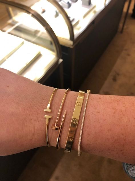 Dec 2, 2018 - Thinking of getting one of these to wear with my love but not sure if I should go for the narrow wire or the wire. Also, a bit concerned by how fragile... Jewelry Cartier, Gold Bracelets Stacked, Van Cleef And Arpels Jewelry, Bracelet Fil, Cartier Bracelet, With My Love, Wrist Jewelry, Luxe Jewelry, Cartier Jewelry