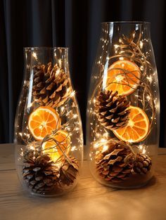 Pinecone Thanksgiving Decorations, Home Decoration Halloween, Autumn Home Decor Outdoor, Pinecones In Vase, Pinecone Centerpiece Fall, Pinecone Home Decor, Pinecone Christmas Trees Diy, Fall Jar Filler Ideas, Pine Cones In Glass Vase