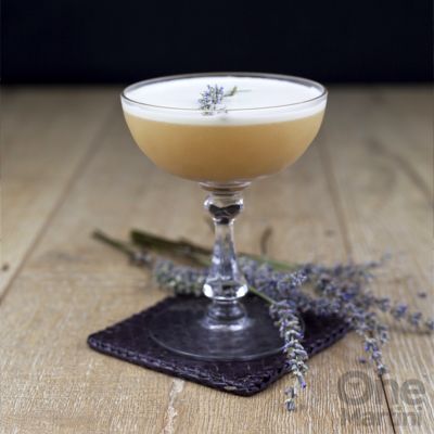 Earl Grey Cocktail, Lavender Gin, Lavender Martini, Best Gin Cocktails, Infused Gin, Coffee Milkshake, Banana Coffee, Lavender Syrup, Gin Cocktail Recipes