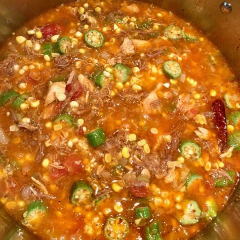 Kentucky Burgoo, Burgoo Recipe Kentucky Slow Cooker, Kentucky Burgoo Recipes, Burgoo Recipe Kentucky, Burgoo Recipe, Thick Stew, Brunswick Stew, Vegetable Beef Soup, Southern Recipes Soul Food