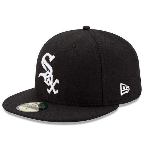 Black Chicago, New Era Cap, New Era 59fifty, Fitted Caps, White Sock, Mens Gift Sets, Fitted Hat, Chicago White Sox, Pump Sandals