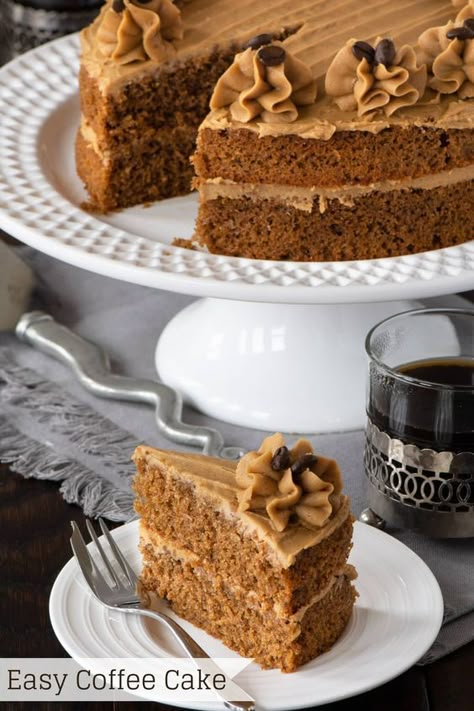 Easy Coffee Cake, Cake Recipes Uk, Red Birthday Cake, Nurse Cake, Coffee And Walnut Cake, Coffee Cake Recipes Easy, Bolo Red Velvet, Nursing Cake, Whiskey Cake