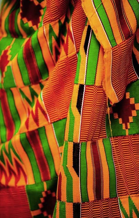 Dieselpunk, Africa Ghana, Kente Print, African Colors, African American Fashion, Geek Design, Diesel Punk, Kente Styles, Kente Cloth