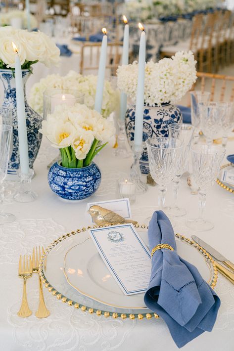 Chinoiserie Wedding Centerpiece - Eastern Shore Wedding - Blue Wedding Ideas Chinoiserie Wedding Table Settings, Unique Round Table Centerpieces, Blue And White Wedding Theme Decor, Blue Chinoiserie Wedding, Blue And White Wedding Place Setting, Chinoiserie Wedding Centerpieces, Blue And White Wedding Table Settings, Blue And White Italian Wedding, Blue And White Toile Wedding